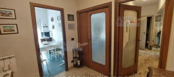 4 rooms Apartment in Rome, Italy No. 194515 44
