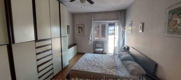 4 rooms Apartment in Rome, Italy No. 194515 4