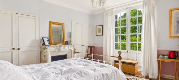 Casa de 4 dormitorios en Cromac, France No. 335729 9