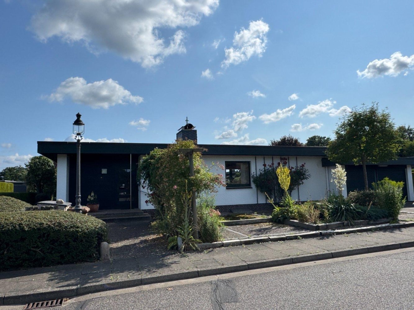 2 bedrooms Bungalow in Pinneberg, Germany No. 248272