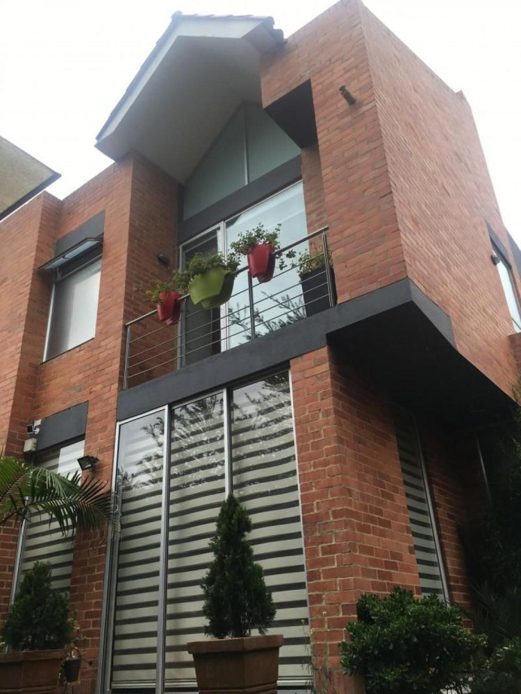 3 bedrooms House in Cundinamarca, Colombia No. 3314