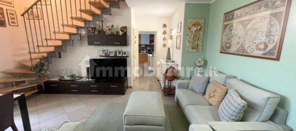 2 bedrooms Apartment in Montano Lucino, Italy No. 369909 2