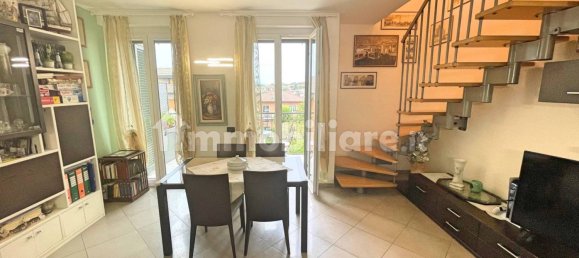 2 bedrooms Apartment in Montano Lucino, Italy No. 369909 8
