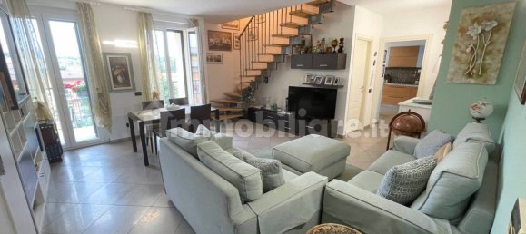 2 bedrooms Apartment in Montano Lucino, Italy No. 369909 7