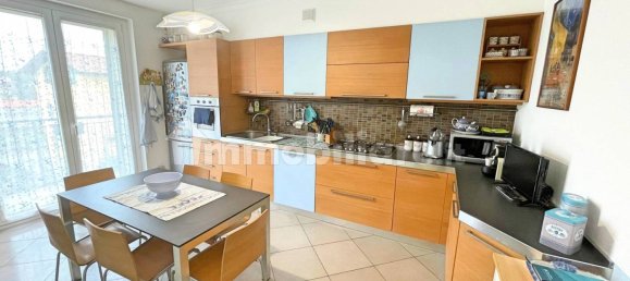 2 bedrooms Apartment in Montano Lucino, Italy No. 369909 18