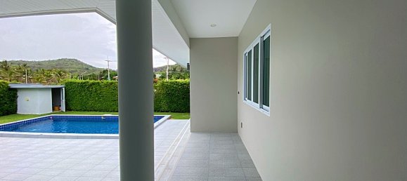 3 bedrooms Cafe / restaurant in Hua Hin, Thailand No. 8359 8