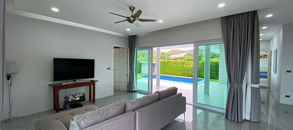 3 bedrooms Cafe / restaurant in Hua Hin, Thailand No. 8359 4