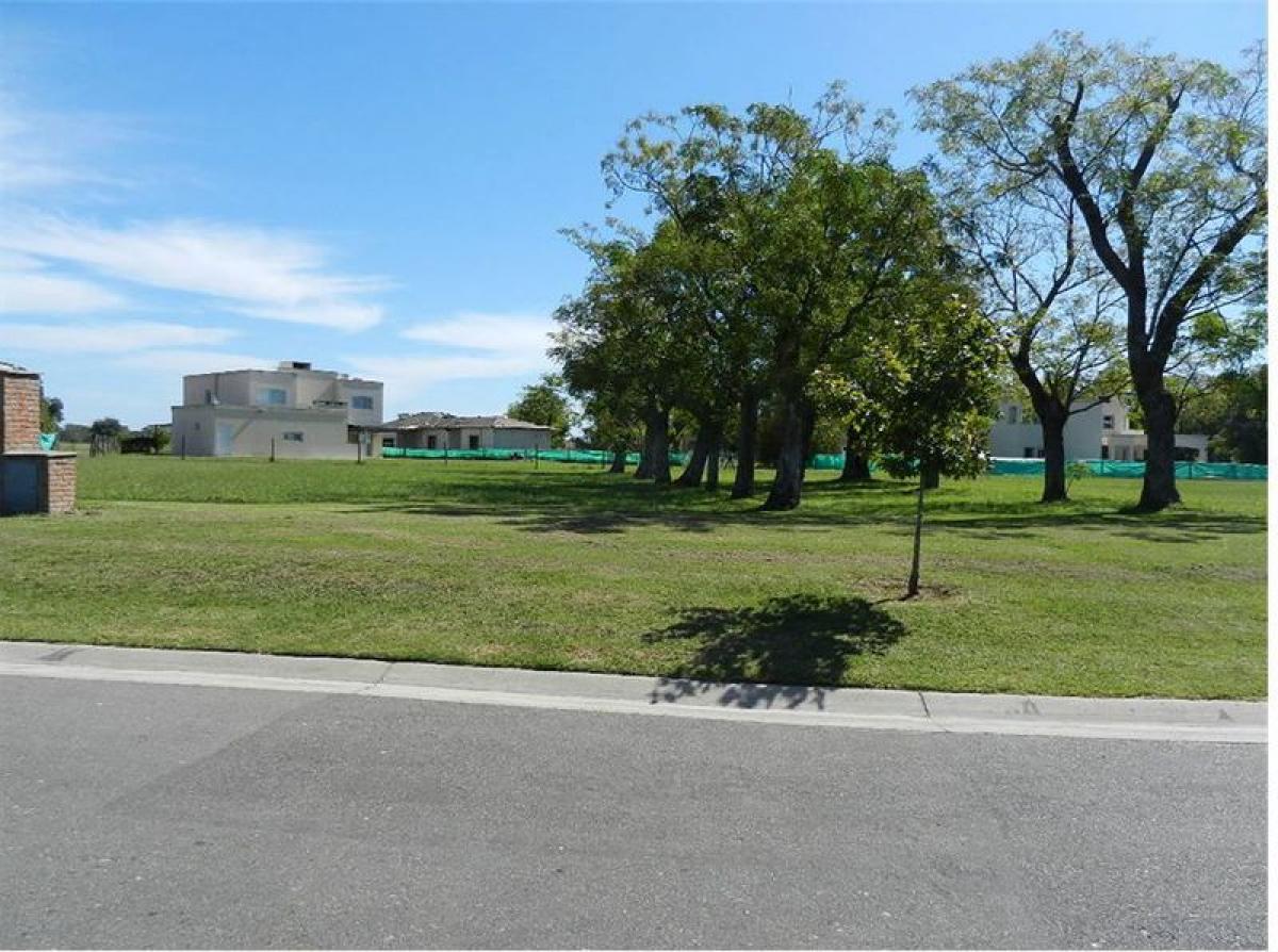  Land in Escobar, Argentina No. 43779