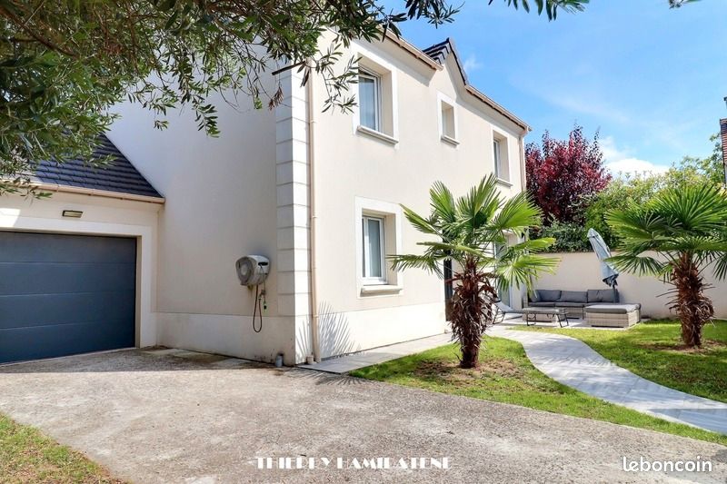 5 bedrooms House in Argenteuil, France No. 291336