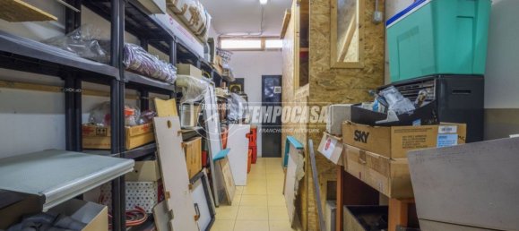 5 rooms Apartment in Corridonia, Italy No. 281408 31