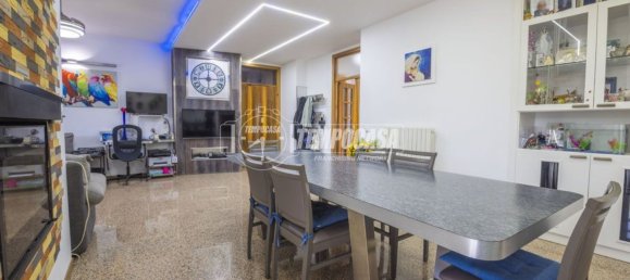 5 rooms Apartment in Corridonia, Italy No. 281408 7