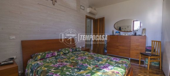 5 rooms Apartment in Corridonia, Italy No. 281408 16