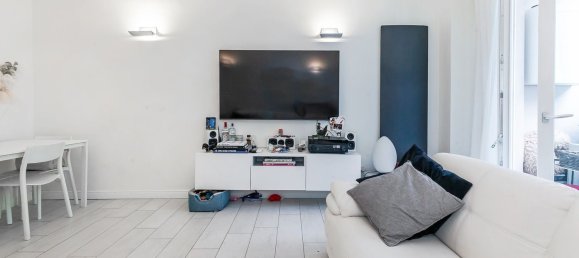 3-salle Appartement à Milan, Italy No. 285036 7