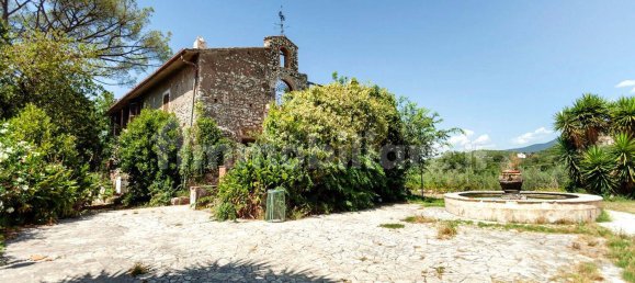 5 bedrooms Villa in Guidonia Montecelio, Italy No. 207831 23