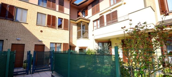 3 rooms Apartment in Caronno Pertusella, Italy No. 181909 60