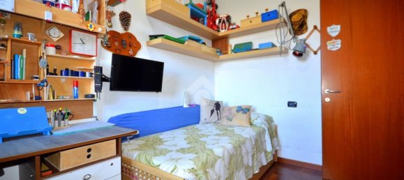 3 rooms Apartment in Caronno Pertusella, Italy No. 181909 45