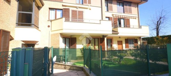 3 rooms Apartment in Caronno Pertusella, Italy No. 181909 62