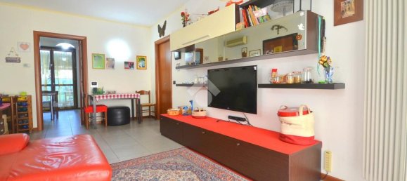 3 rooms Apartment in Caronno Pertusella, Italy No. 181909 17