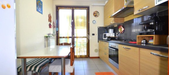 3 rooms Apartment in Caronno Pertusella, Italy No. 181909 32