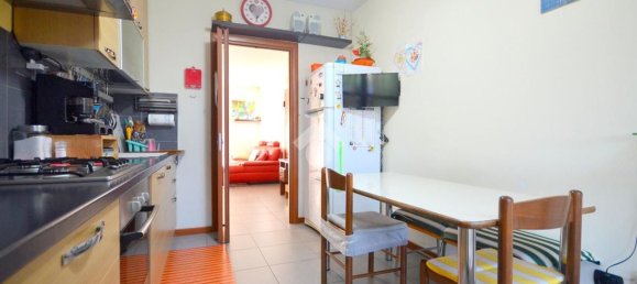 3 rooms Apartment in Caronno Pertusella, Italy No. 181909 28