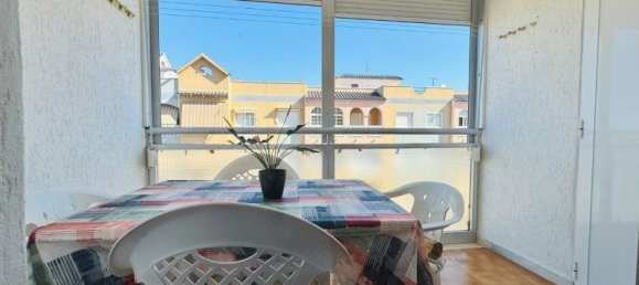 Apartamento de 2 dormitorios en Torrevieja, Spain No. 133776 9