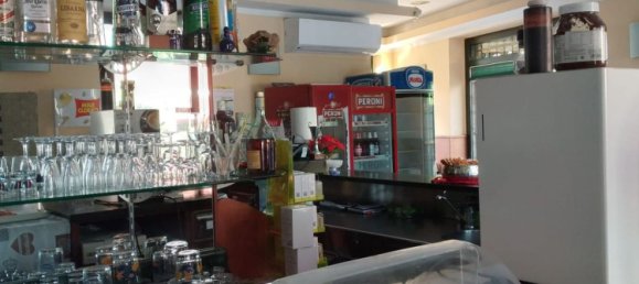 60m² Commercial property in Avezzano, Italy No. 111374 6