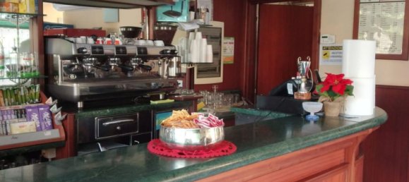 60m² Commercial property in Avezzano, Italy No. 111374 4