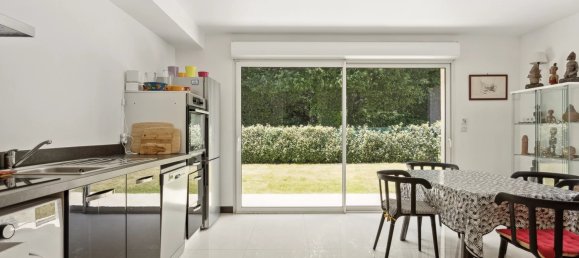 4 Schlafzimmer Wohnung in Grasse, France, Nr. 1556 4