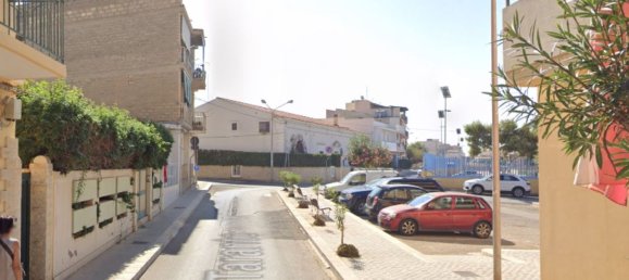 Apartamento de 6 habitaciónes en Vittoria, Italy No. 195262 2