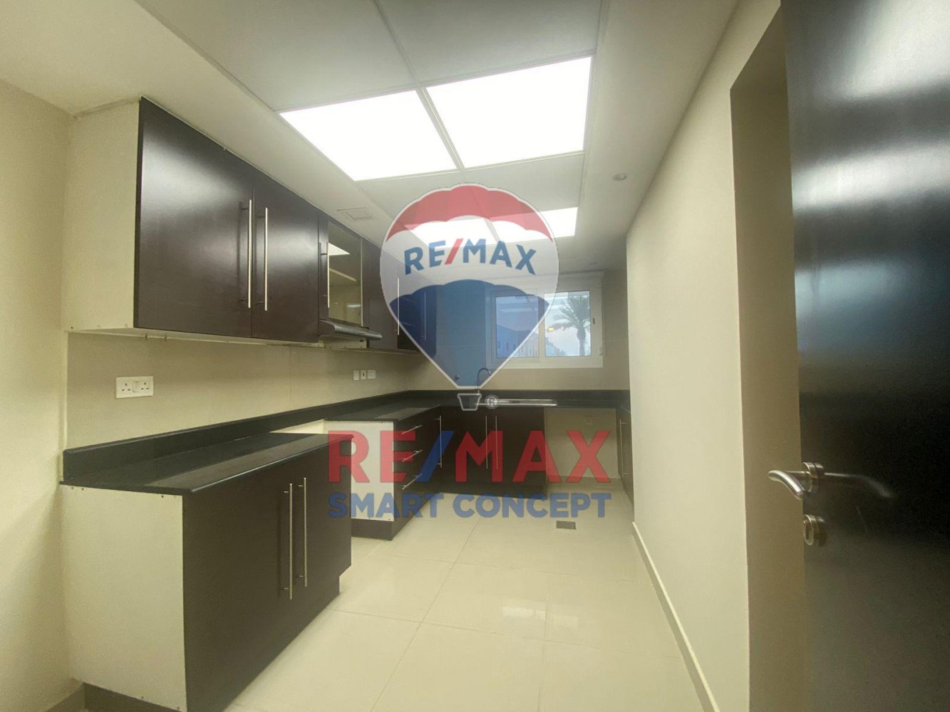 5 bedrooms Villa in Al Reef, UAE No. 39436