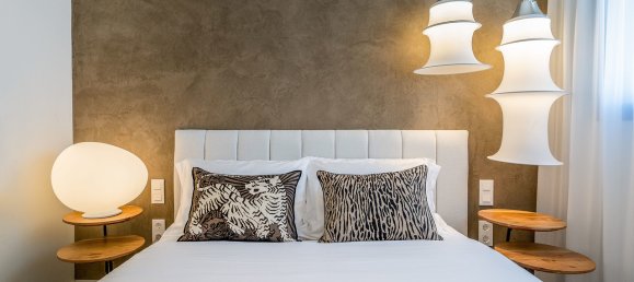 Apartamento de 3 dormitorios en Estepona, Spain No. 2463 10