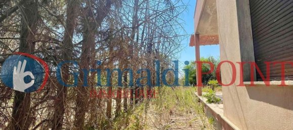 Villa de 7 habitaciónes en Sogliano Cavour, Italy No. 53391 6