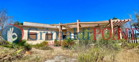 Villa de 7 habitaciónes en Sogliano Cavour, Italy No. 53391 33