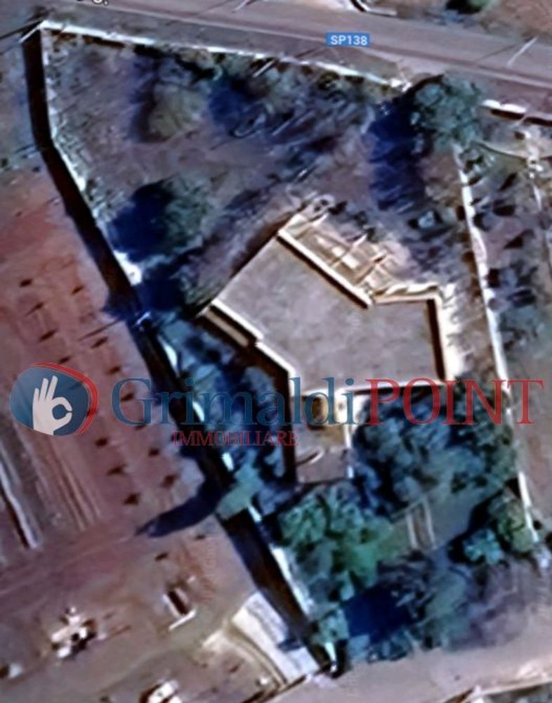 Villa de 7 habitaciónes en Sogliano Cavour, Italy No. 53391