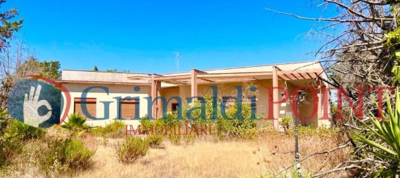 Villa de 7 habitaciónes en Sogliano Cavour, Italy No. 53391 37