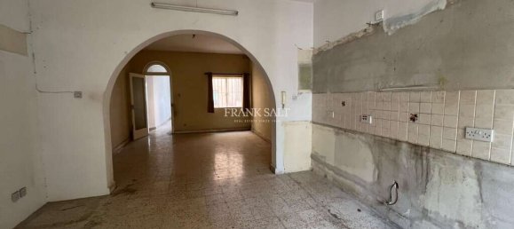 Мезонет с 3 спальнями в Слима, Мальта № 2966 3