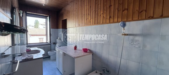 2 bedrooms Apartment in Asti, Italy No. 286539 17