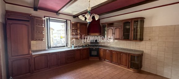 2 bedrooms Apartment in Asti, Italy No. 286539 8