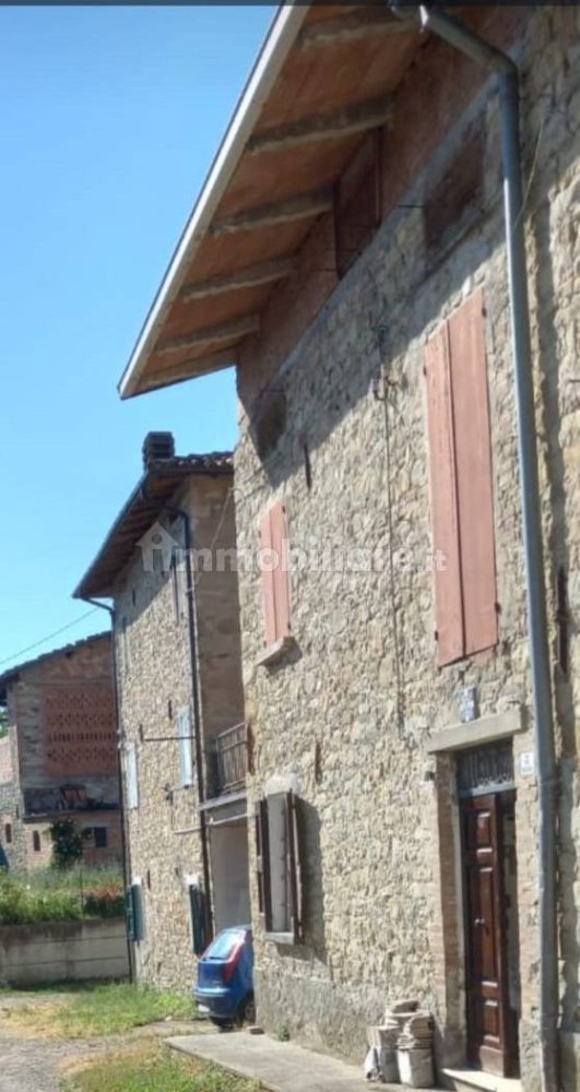 4 chambres Maison à Baiso, Italy No. 393660