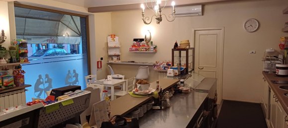 1غرفة عقار تجاري في Bra, Italy رقم 82182 6