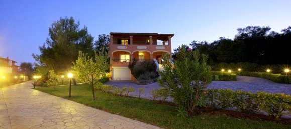 3 bedrooms Commercial property in Corfu, Greece No. 6596 19