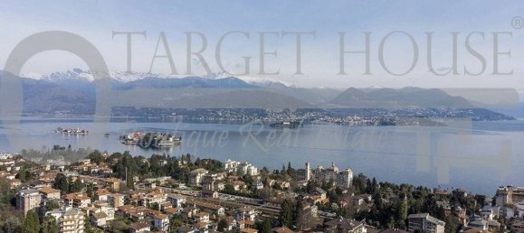 5 غرف نوم فيلا في Stresa, Italy رقم 132560 20