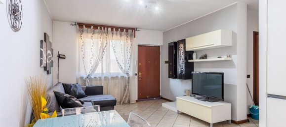 2 rooms Apartment in Baranzate, Italy No. 330362 7
