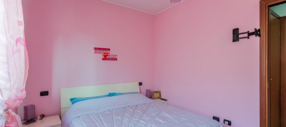 2 rooms Apartment in Baranzate, Italy No. 330362 12