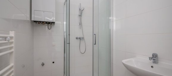 2 rooms Apartment in Hernals, Austria No. 129150 9