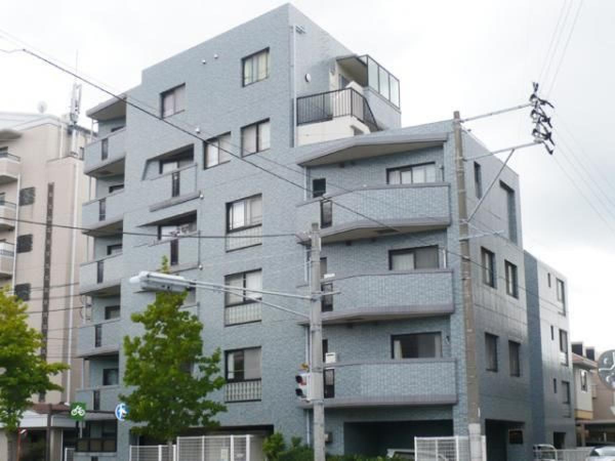 Квартира с 3 спальнями в Фукуока, Япония № 4425