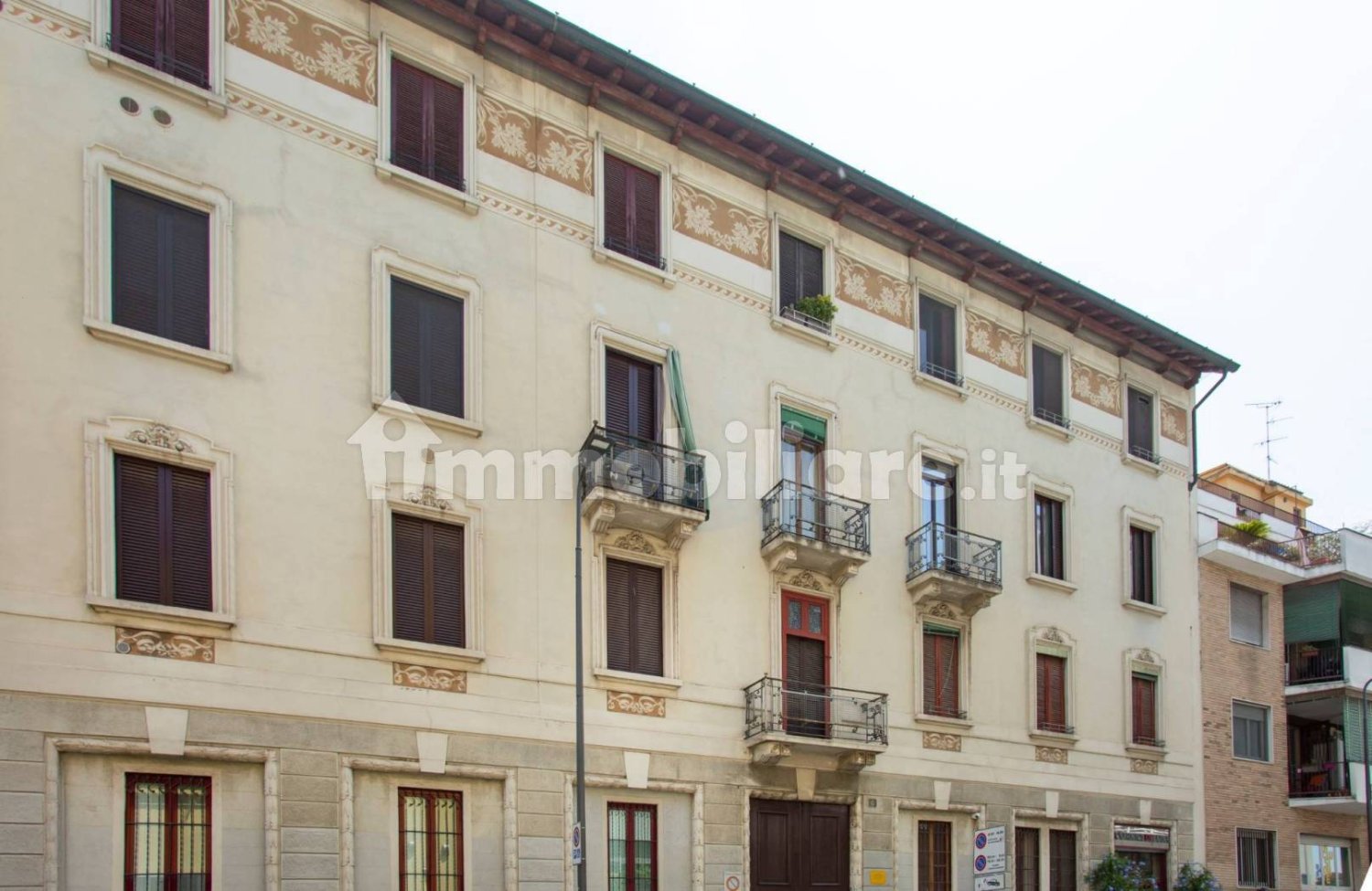 2 bedrooms Apartment in Milan, Italy No. 313935