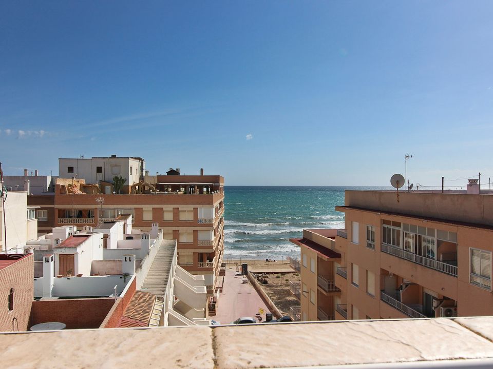 2 bedrooms Penthouse in Torrevieja, Spain No. 175797