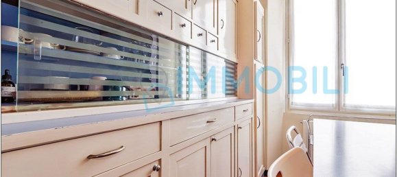 3 rooms Apartment in Lecco, Italy No. 289970 26