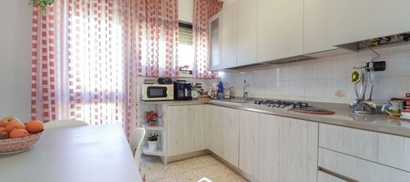 4غرفة شقة في Vicenza, Italy رقم 102418 22